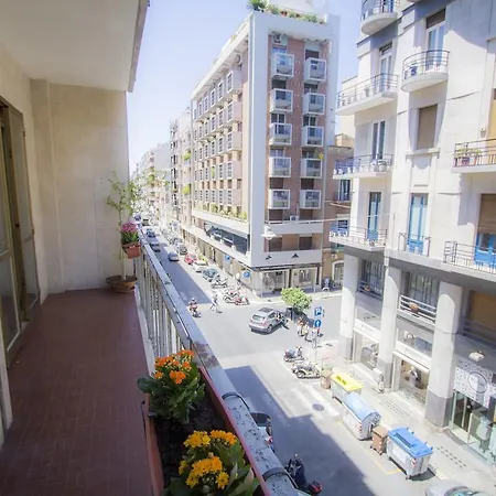 Bari Grand Central Apartment Exterior photo